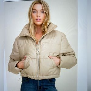 NWT Sweet Habit Cropped Faux Leather Puffer Jacket Size M